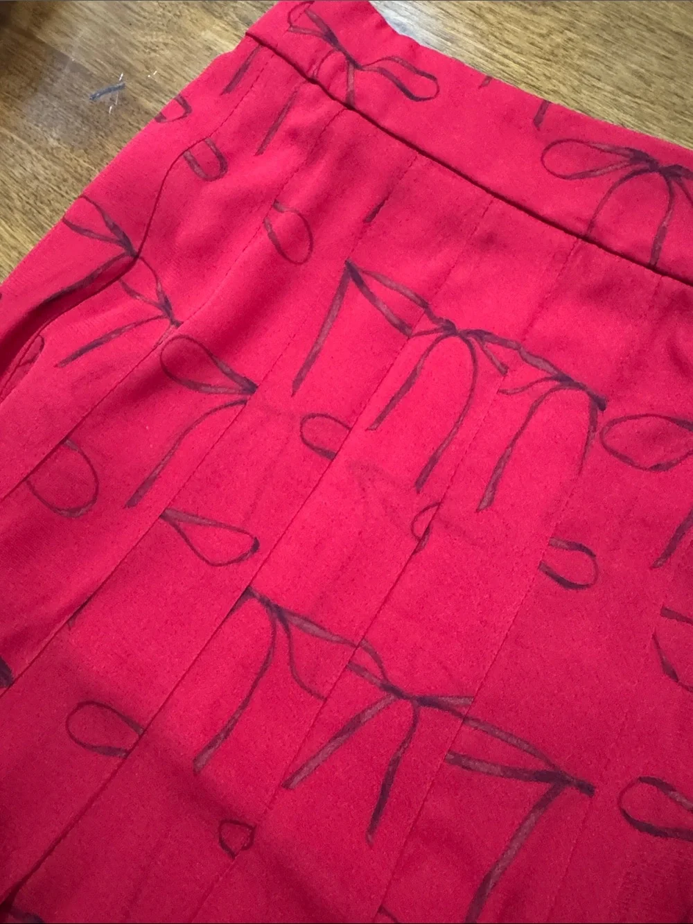 J CREW COLLECTION S 8 CHIFFON RED/BLACK SKIRT